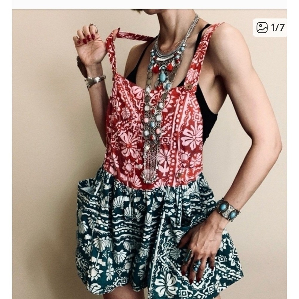 Free People Boho Floral Print Overall Shorts Dress Red Teal Size S
